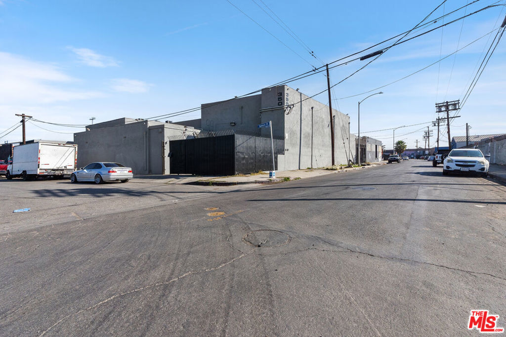 Highlights include office space, high-end HVAC and electrical systems, newer concrete throughout, roof replaced in 2018, and all newer plumbing and sewer line. Unlock a turnkey facility in the heart of Los Angeles. The site features a spacious lot size, providing flexibility for various business uses, including manufacturing and distribution. Its strategic location within a high-density area ensures exposure to a growing population and strong consumer demand. This high-security, industrial-zoned property is set up to accommodate a fully operational facility, offering an expansive layout and specialized infrastructure for processing, manufacturing, and storage. This property presents an exceptional opportunity for operators looking to launch or expand their business. Additional building square footage assessed by the owner. Total building area represented by owner to be 11,776 sq. ft. Tenant to verify and do their own investigation.