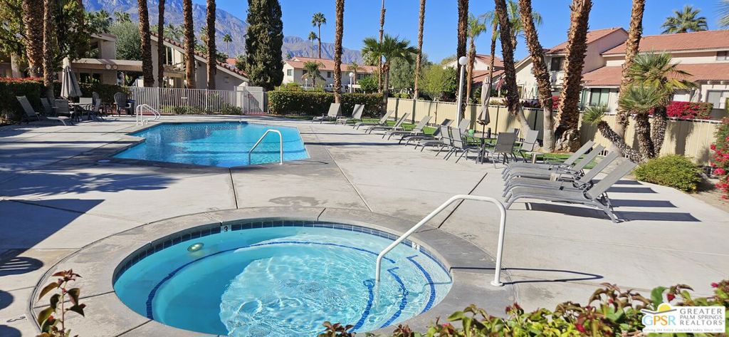 Mountain Shadows - Residential