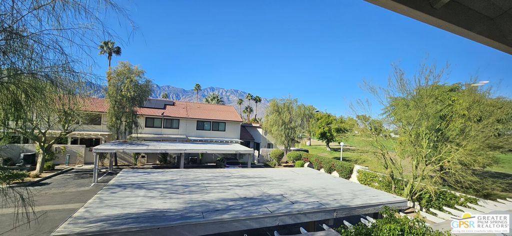 Mountain Shadows - Residential