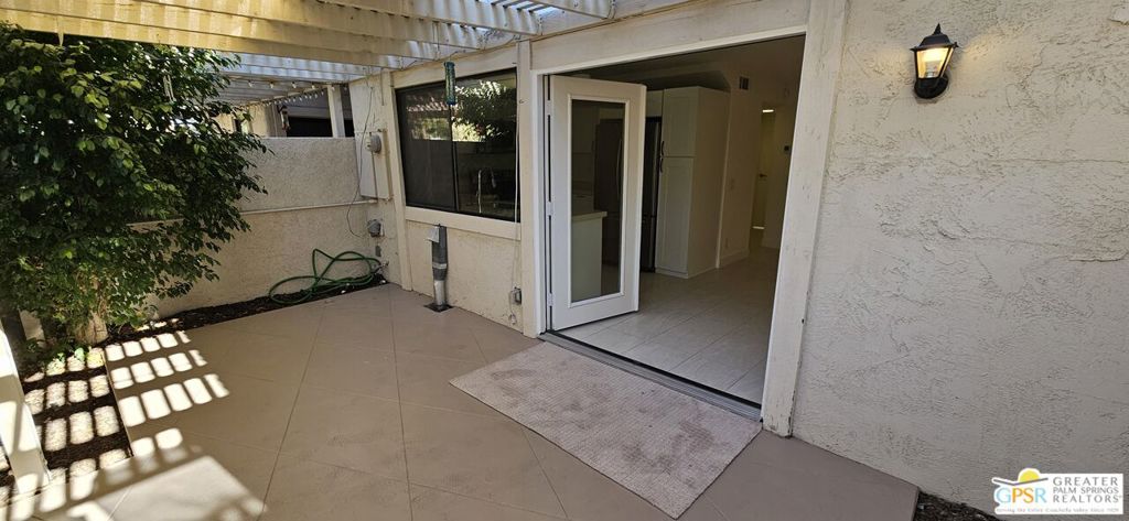 Mountain Shadows - Residential