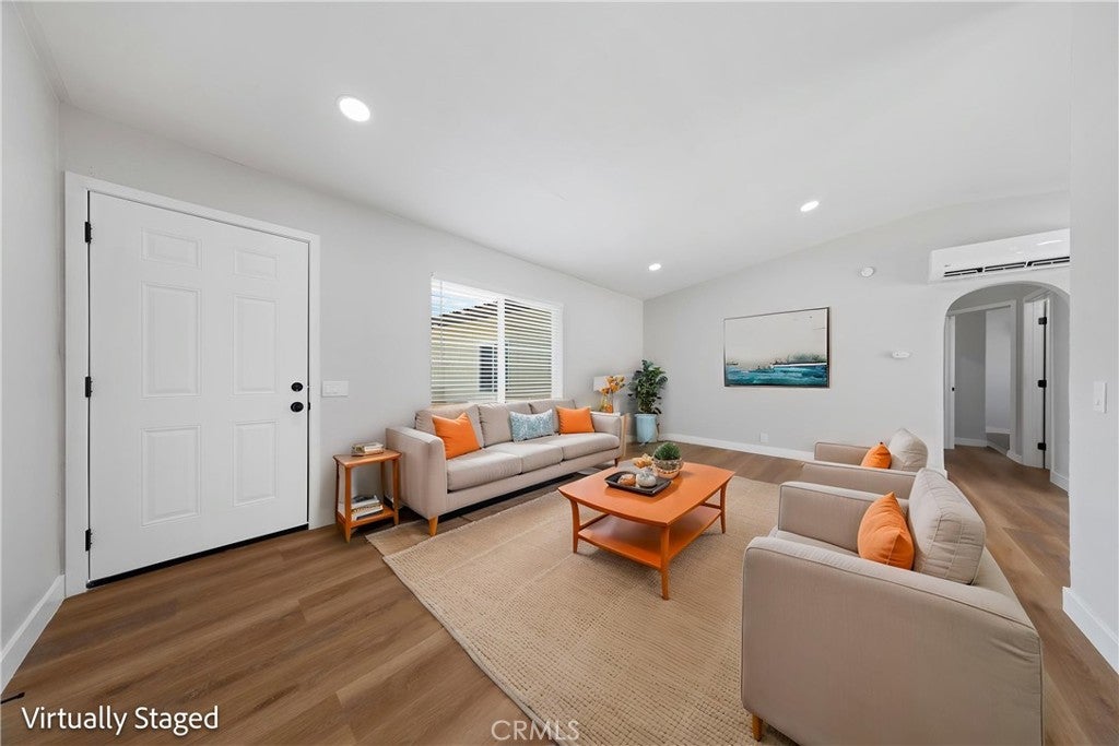 152 E Sage Avenue
