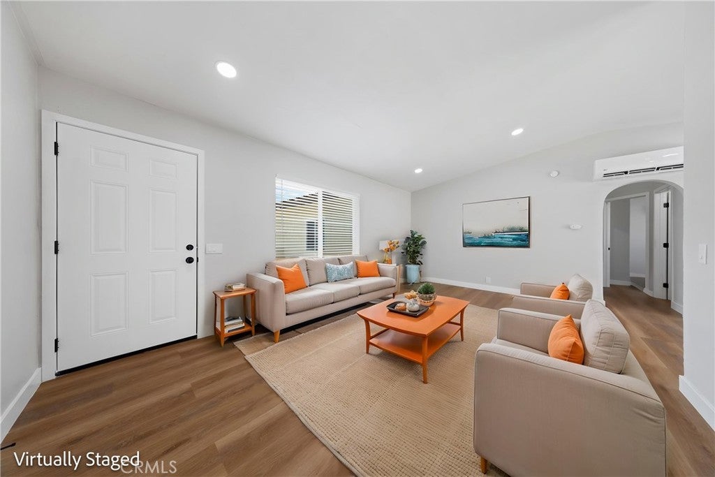 152 E Sage Avenue