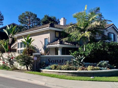 3337 Corte Verso Carlsbad CA 92009