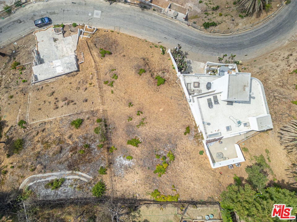21415 Rambla Vista Road