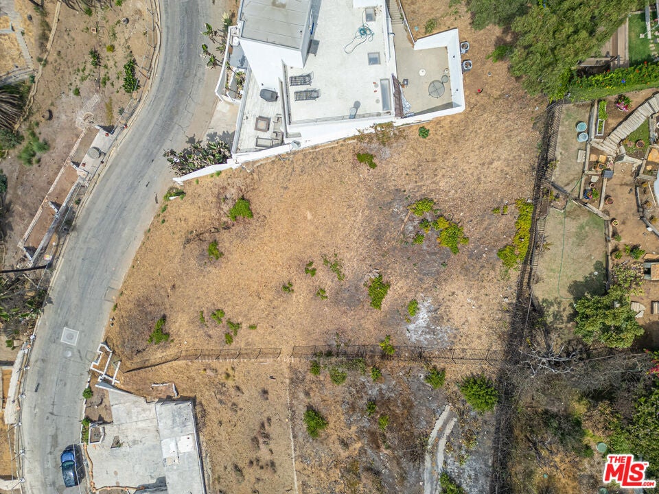 21415 Rambla Vista Road