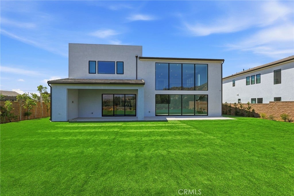 22801 Seaqua Circle