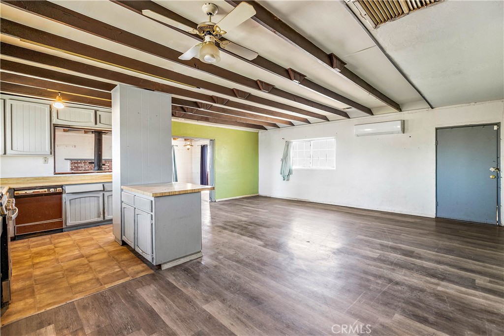 10888 Phelan Rd.