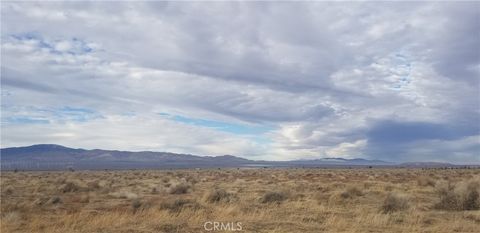 Photo of 0 Avenue A W, Rosamond, CA 93560 (MLS # SR25281471)