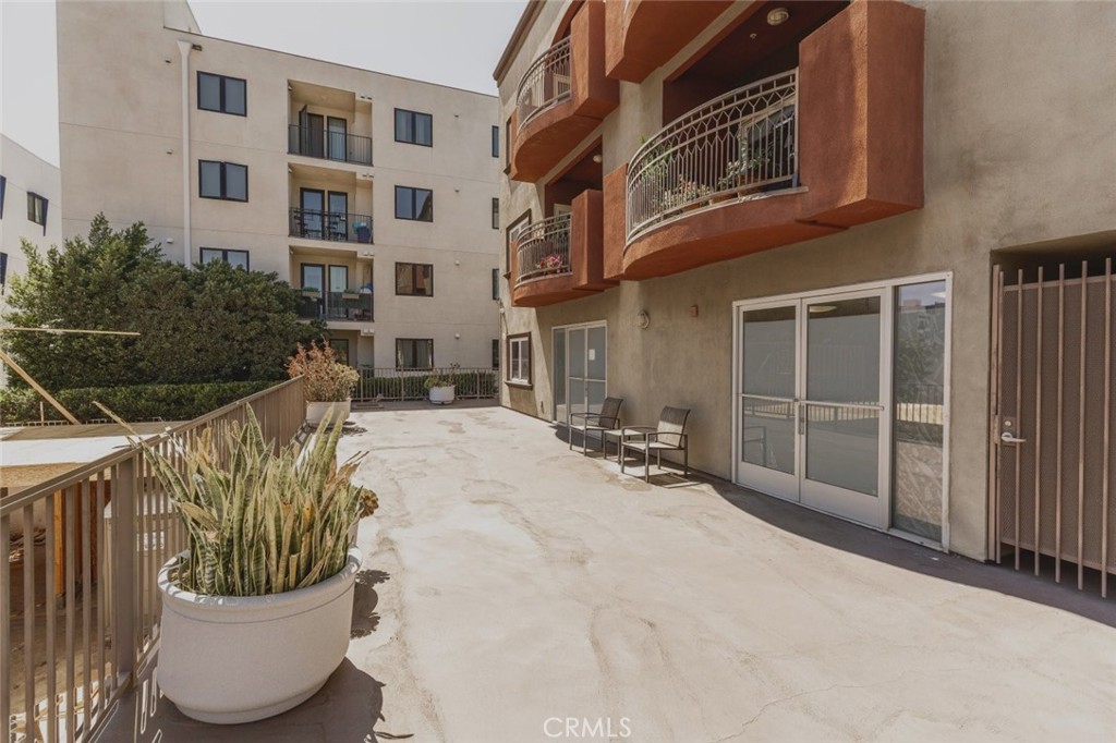 11124 Burbank Boulevard 101