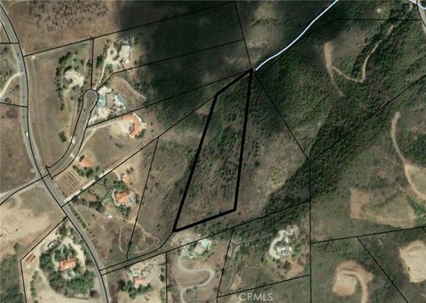 Photo of 29 Golden Arrow Ct, Murrieta, CA 92562 (MLS # OC26067444)