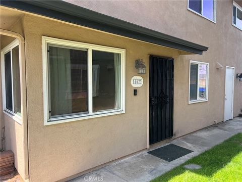 16673 Arbor Huntington Beach CA 92647