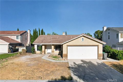 Photo of 44746 Ranchwood Ave, Lancaster, CA 93536 (MLS # SR26081725)