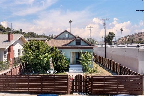 115 119 W Avenue 43 Los Angeles CA 90065