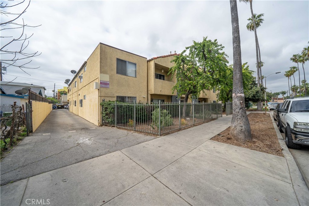 14814 Erwin Street