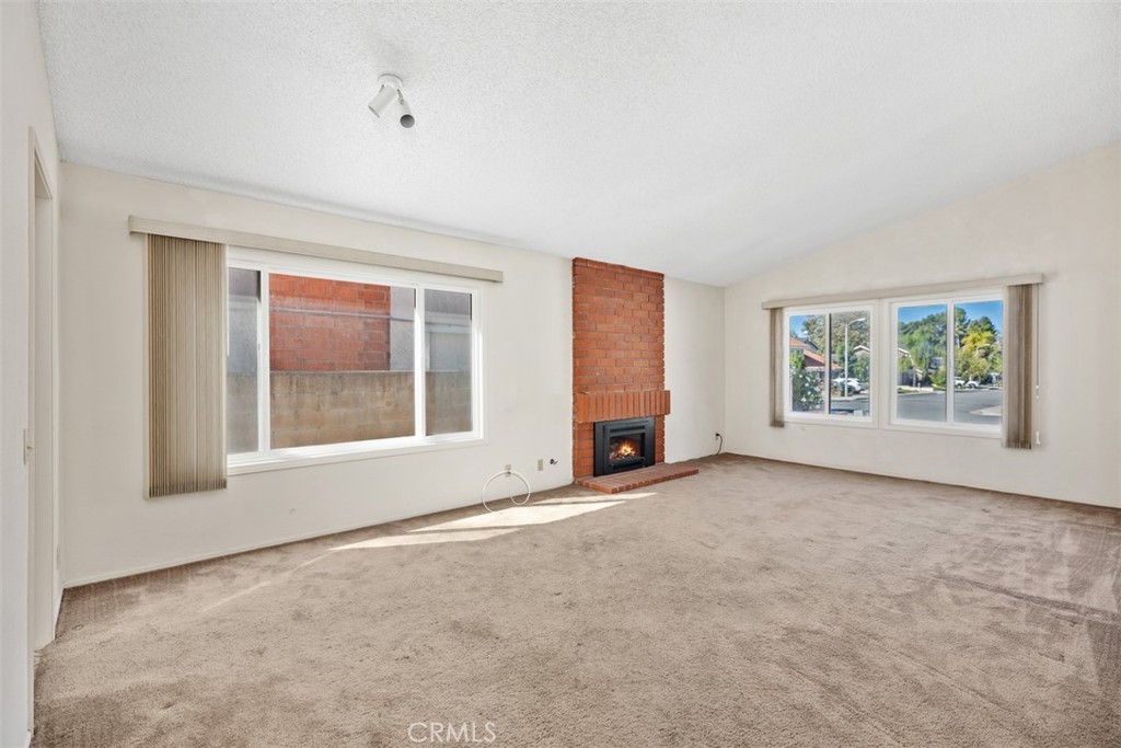 Creekside (CR) - Residential