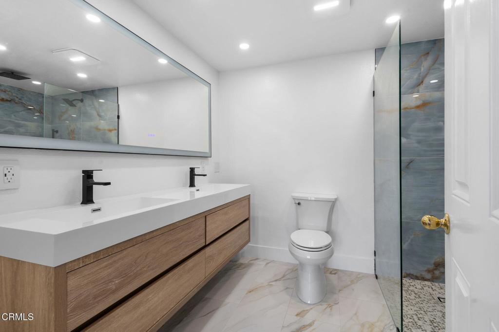 Mandalay Bay 3 - 190403 - Residential