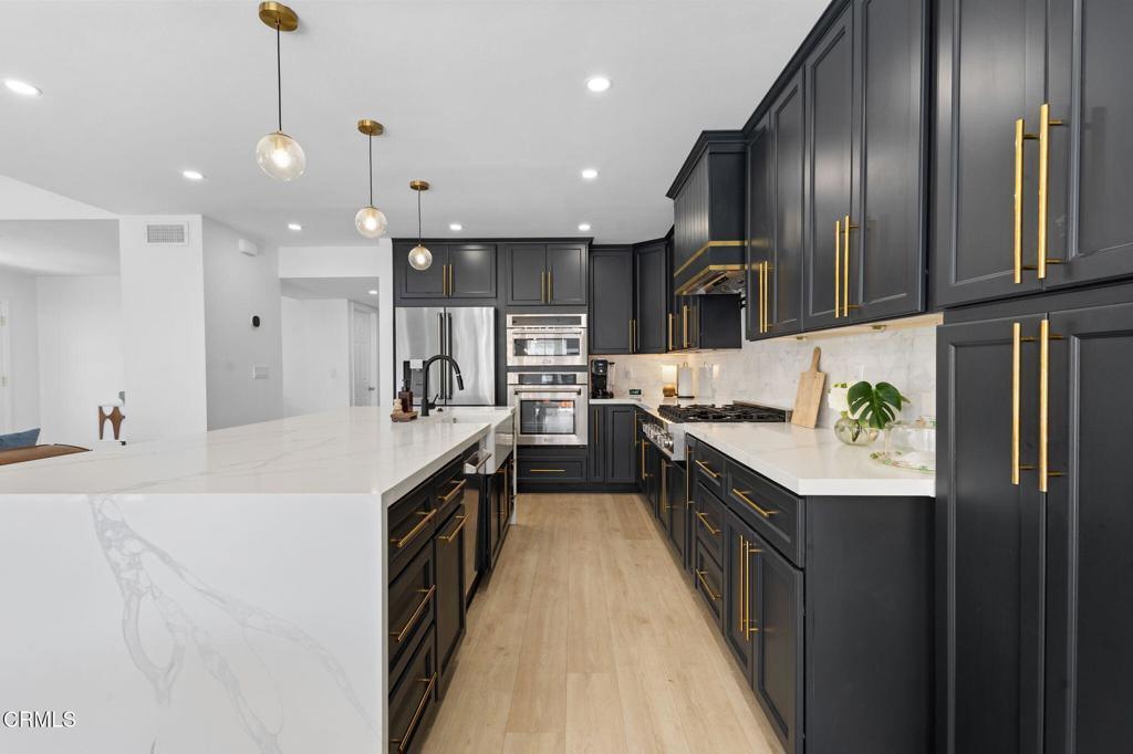 Mandalay Bay 3 - 190403 - Residential