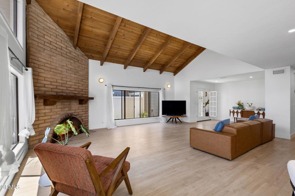 Mandalay Bay 3 - 190403 - Residential