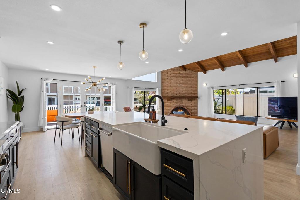 Mandalay Bay 3 - 190403 - Residential