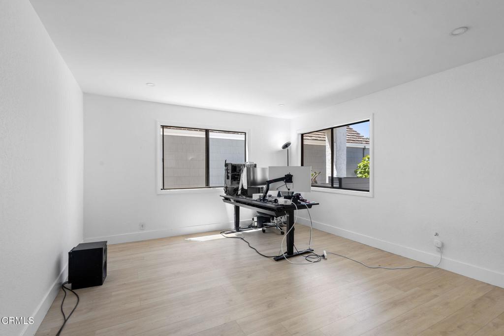 Mandalay Bay 3 - 190403 - Residential