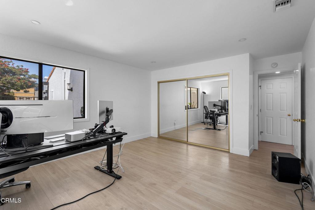 Mandalay Bay 3 - 190403 - Residential