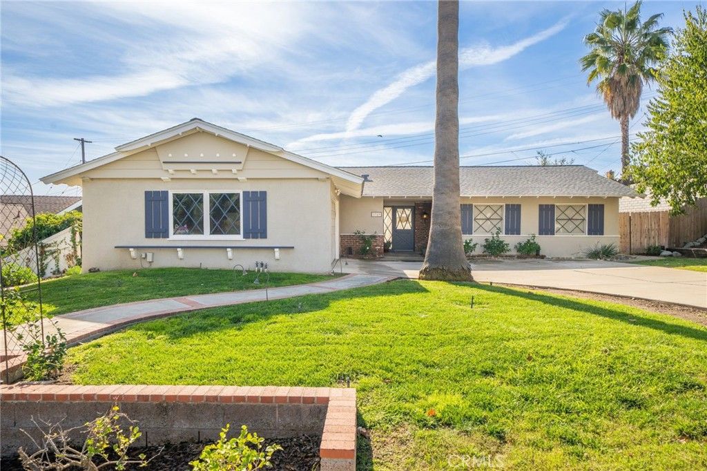 Photo of 8749 Calle Quebrada, Rancho Cucamonga, CA 91730 (MLS # CV25266088)