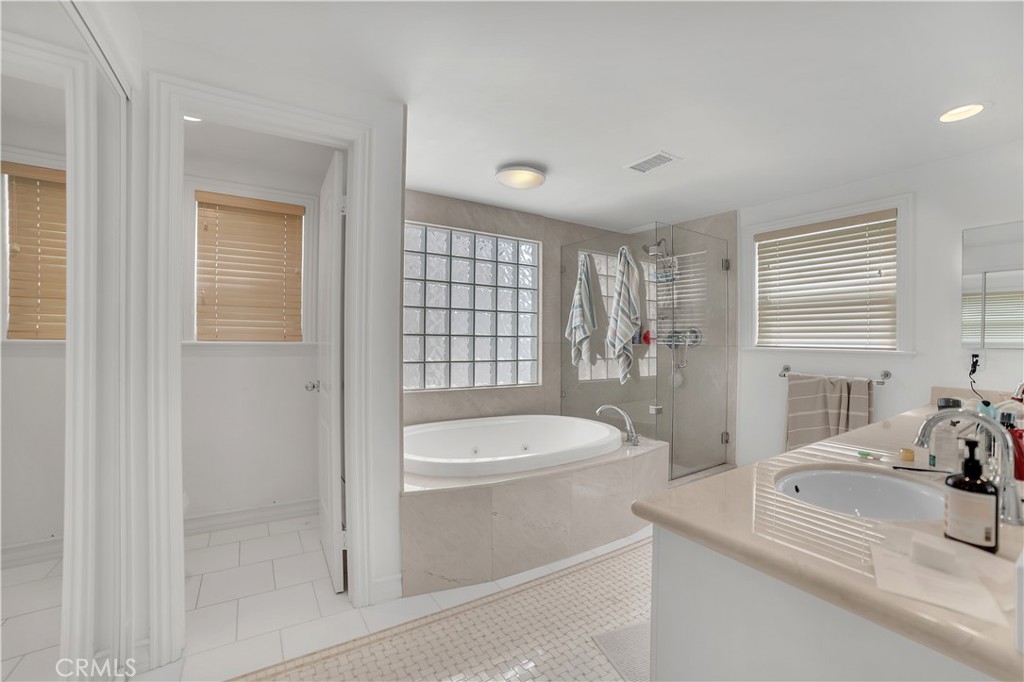 Corona del Mar South of PCH (CDMS) - Residential Lease