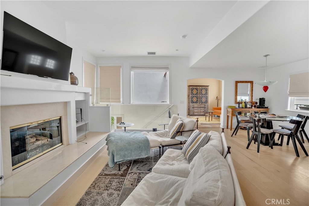 Corona del Mar South of PCH (CDMS) - Residential Lease