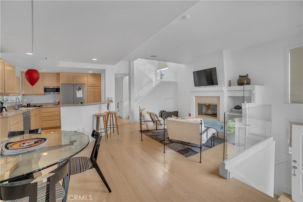 Corona del Mar South of PCH (CDMS) - Residential Lease