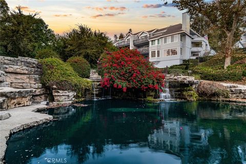 1081 Lakeview Azusa CA 91702