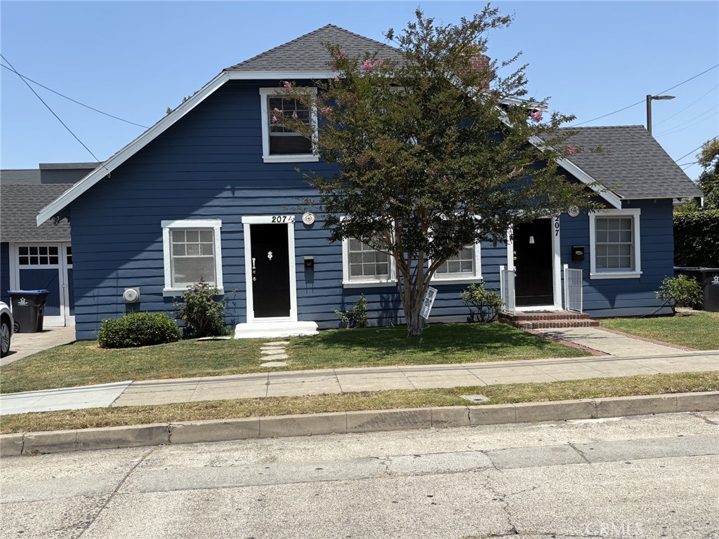 Charming Historic Duplex in the Heart of Santa Ana.
Step into a piece of Santa Ana’s rich history with this character-filled duplex, once part of the Silvey family holdings in North Santa Ana. Built in the early 1920s, this unique property blends timeless vintage charm with unbeatable convenience.
Whether you're a savvy investor seeking a 1031 exchange opportunity, a person looking to live in one unit and rent the other, an investor looking for a solid investment, or simply drawn to historic homes, this property offers flexibility and long-term value.
Each unit features its own comfortable layout—one is a 2-bedroom, 1-bath; the other, a 1-bedroom, 1-bath. Both enjoy access to a spacious backyard divided by a fence, providing individual outdoor space.
Located just minutes from major freeways, acclaimed museums, professional sports venues, and iconic theme parks, this centrally located property places you in the heart of everything Southern California has to offer.