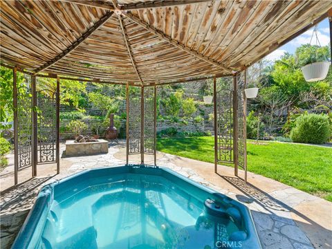 Photo of 26612 Estanciero Dr, Mission Viejo, CA 92691 (MLS # PW26049781)