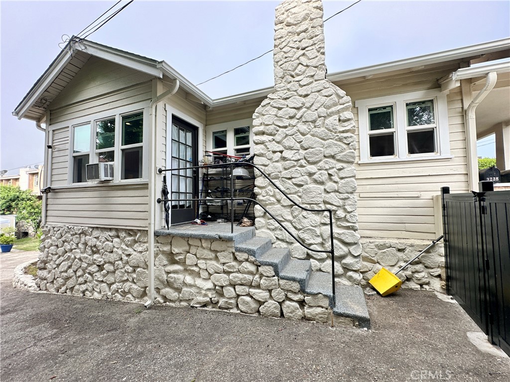 3238 Prospect Avenue