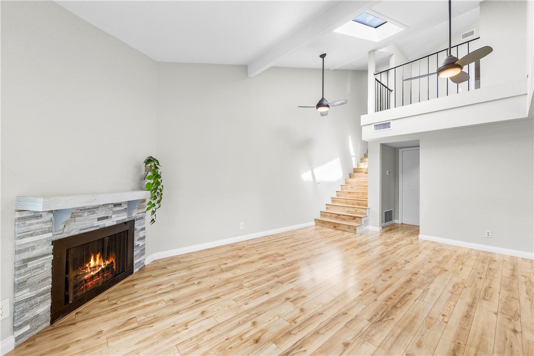 345 University F6