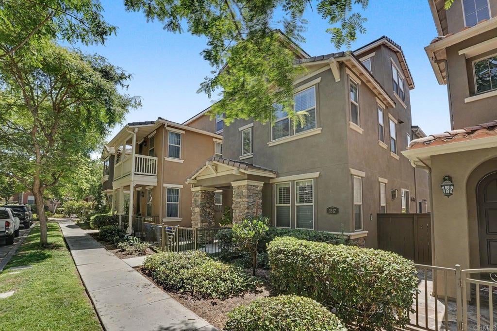 1817 Olive Green Street