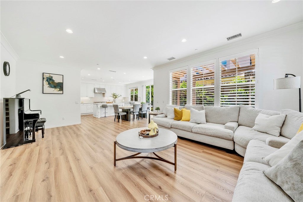 104 Beechmont, Irvine CA 92620 - Photo 11