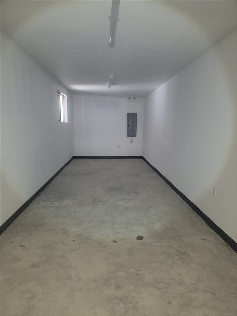 1536 W Olympic