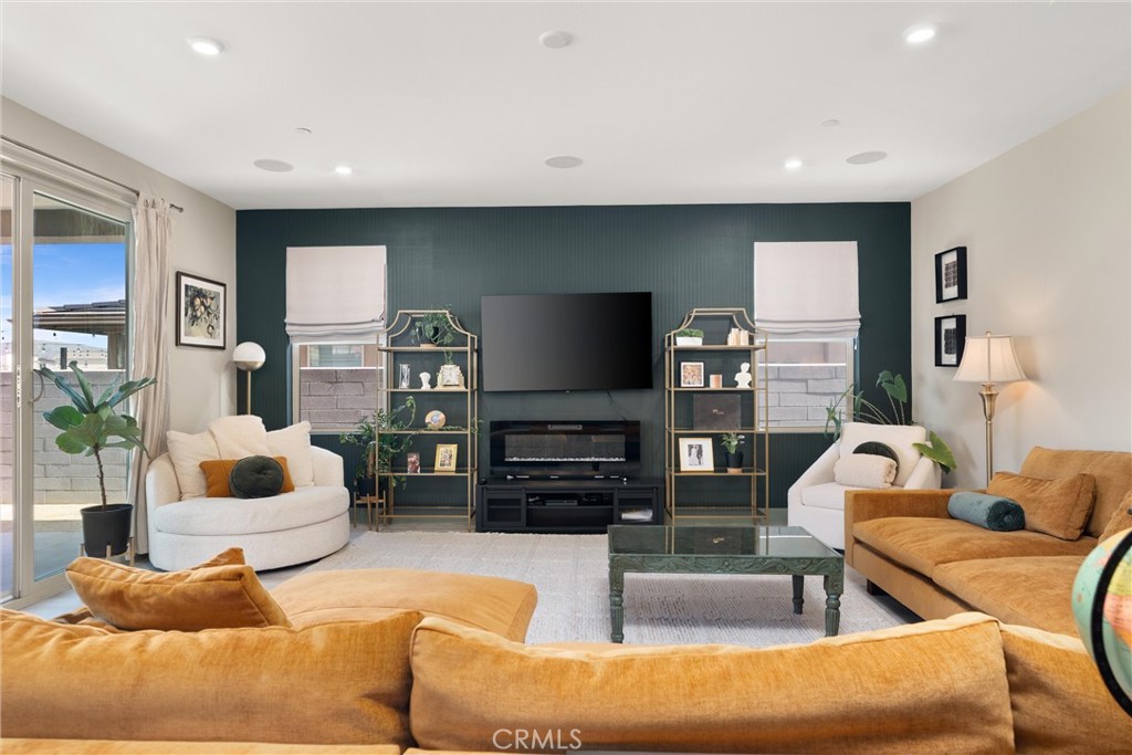 Dahlia (DHLA) - Residential