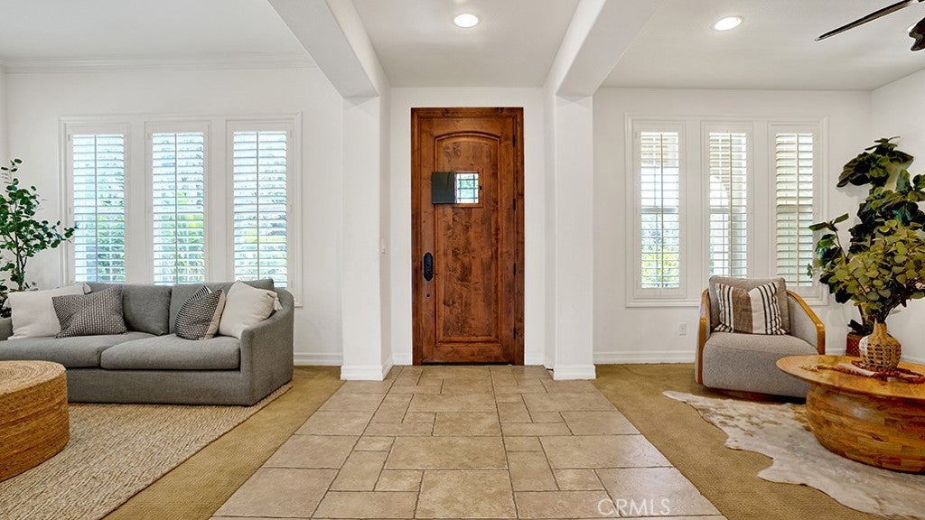 32 Calle Pacifica