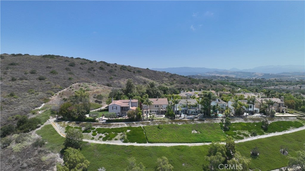 32 Calle Pacifica