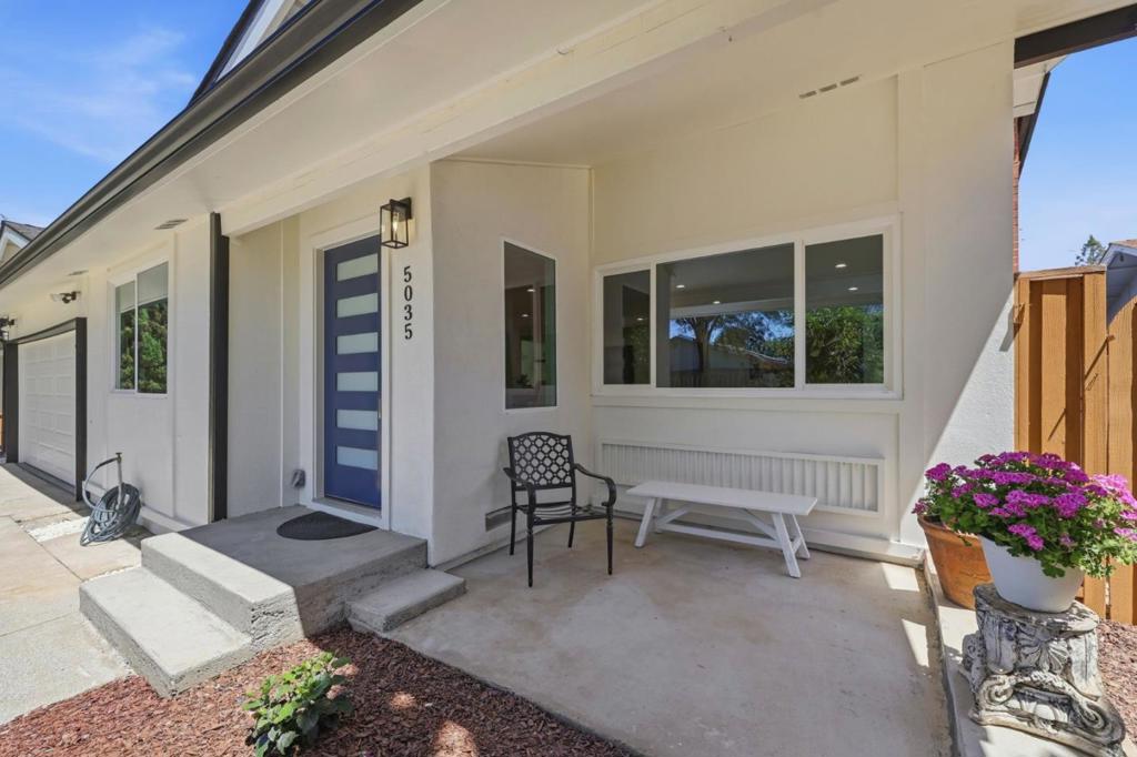5035 Grimsby Drive
