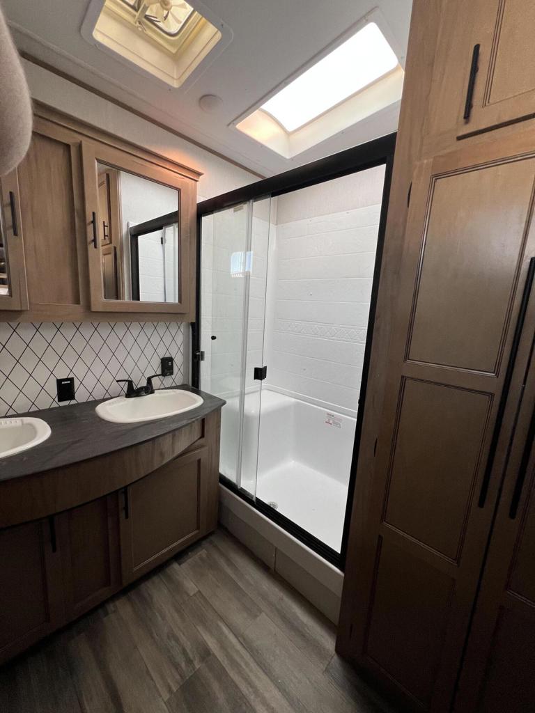 Desert Shadows Rv Re - Land