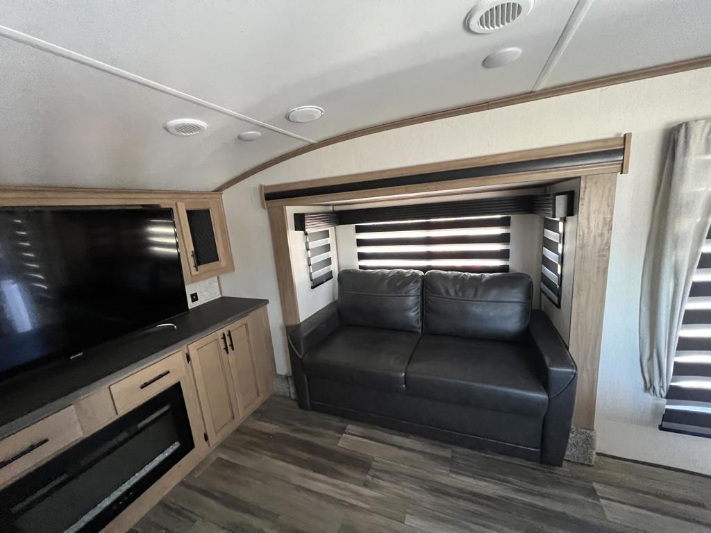 Desert Shadows Rv Re - Land