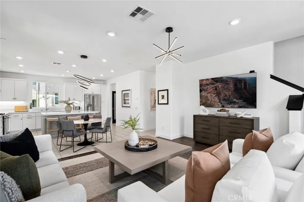 Irvine, California 92618, United States, 4 Bedrooms Bedrooms, ,4 BathroomsBathrooms,Residential,Active,141306