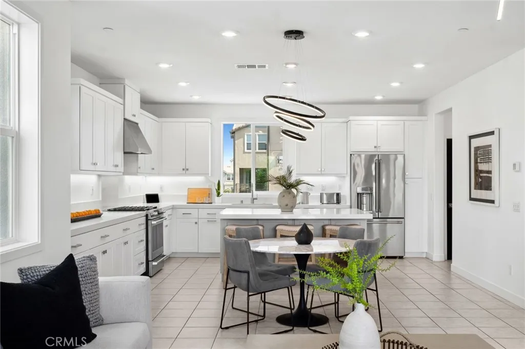 Irvine, California 92618, United States, 4 Bedrooms Bedrooms, ,4 BathroomsBathrooms,Residential,Active,141306