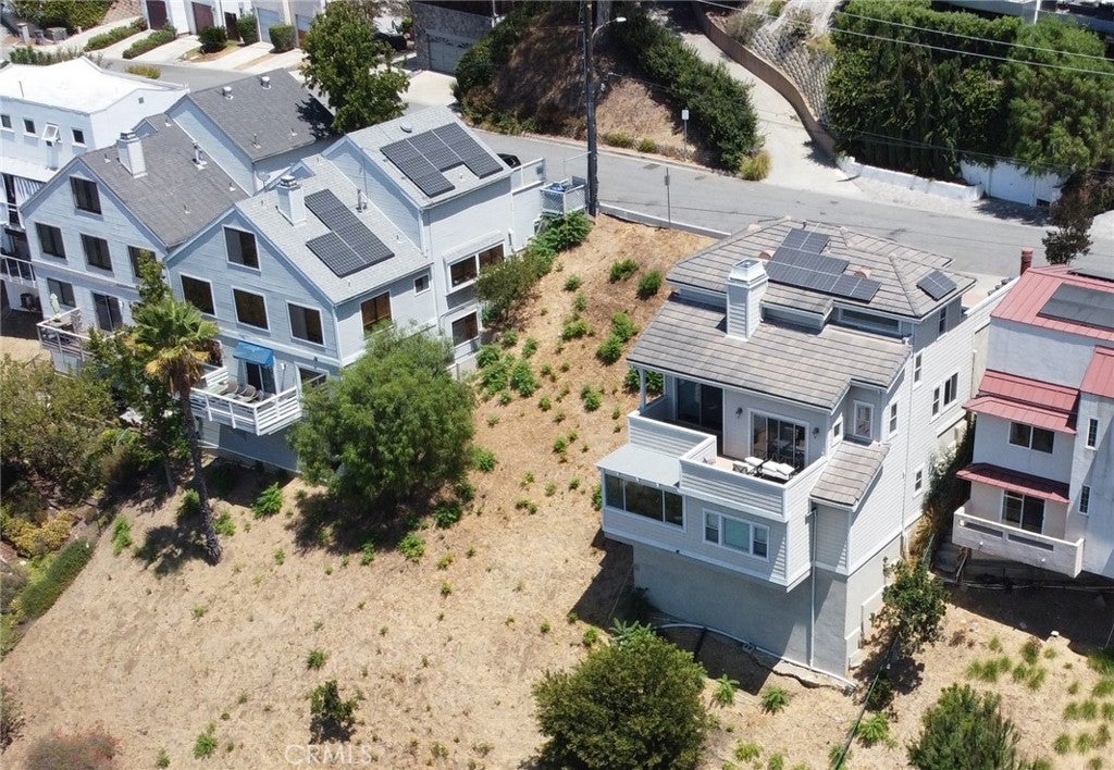 1931 Hanscom Drive