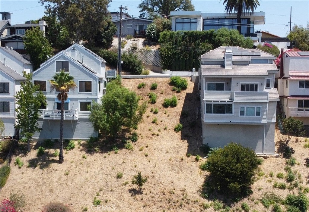 1931 Hanscom Drive