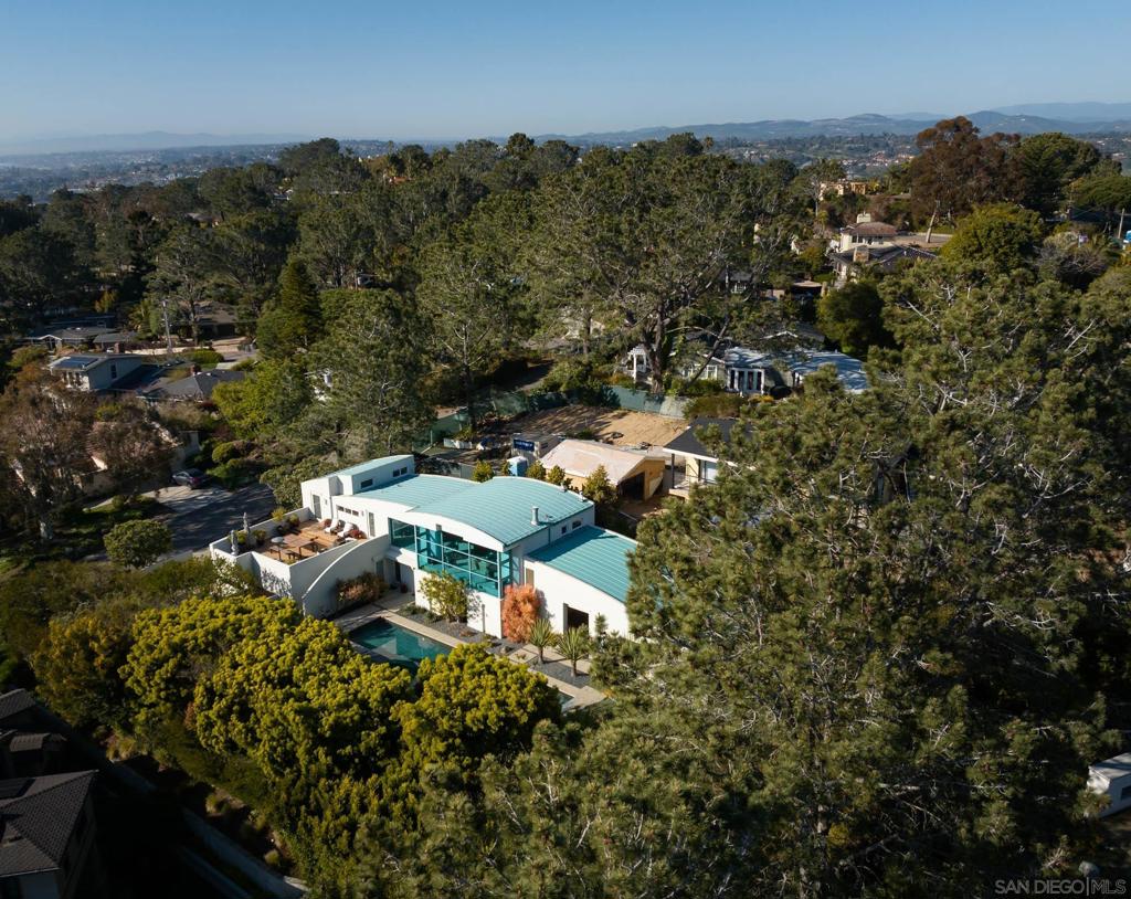 Del Mar - Residential