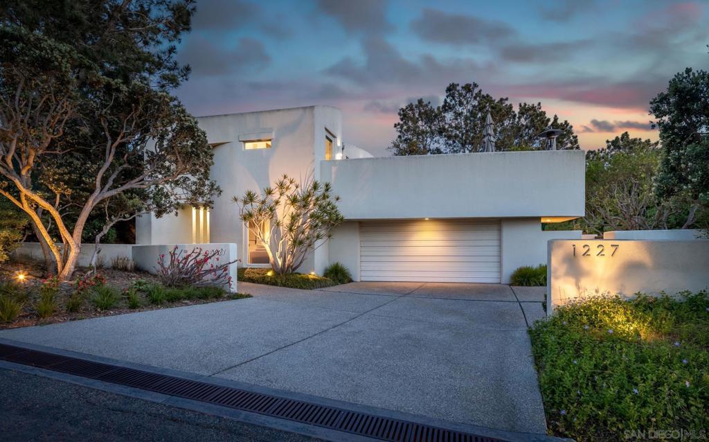 Del Mar - Residential