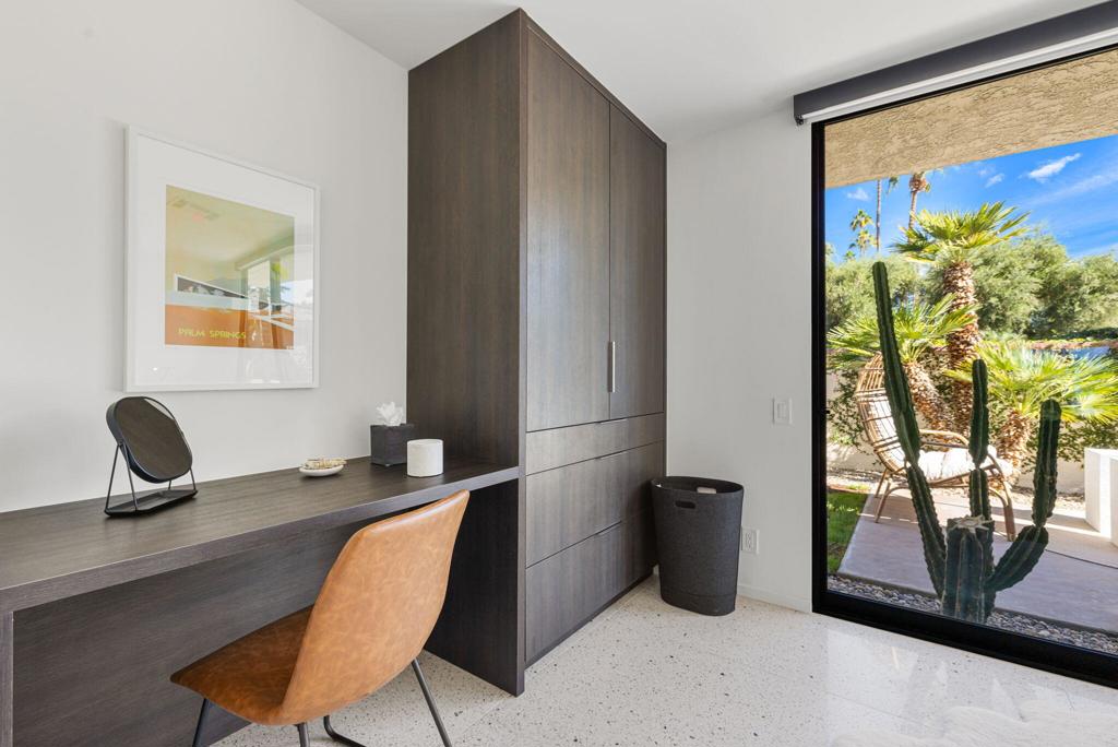 The Springs C.C. - Residential